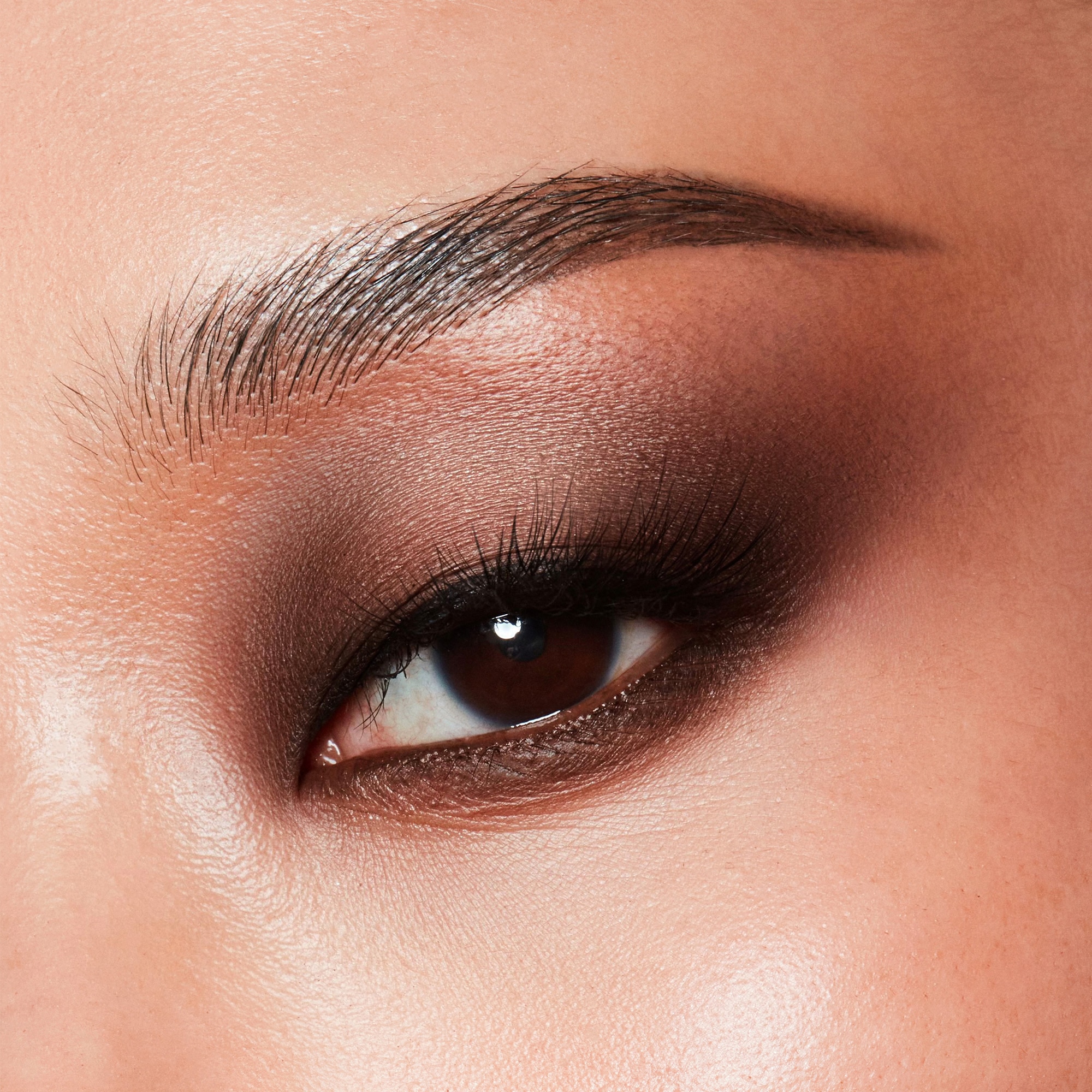 MAJOR DIMENSION III MATTE EYESHADOW PALETTE (PALETA DE SOMBRAS)